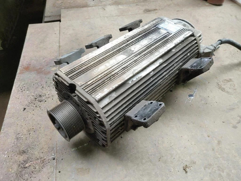 Diversen Alternator Frigoblock G24 - Sistema elétrico: foto 2 Diversen Alternator Frigoblock G24 - Sistema elétrico: foto 2
