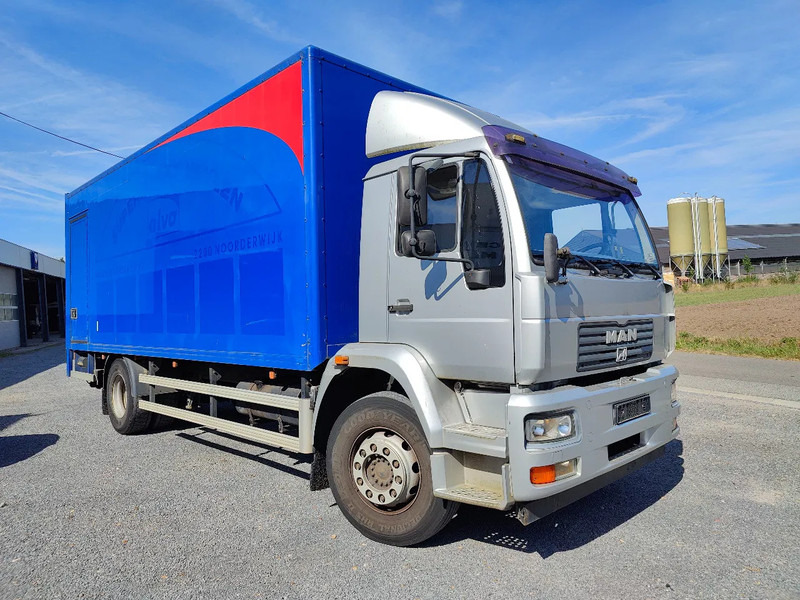 MAN LE 18.225 Boxtruck D'hollandia 2000kg - Camião furgão: foto 1 MAN LE 18.225 Boxtruck D'hollandia 2000kg - Camião furgão: foto 1