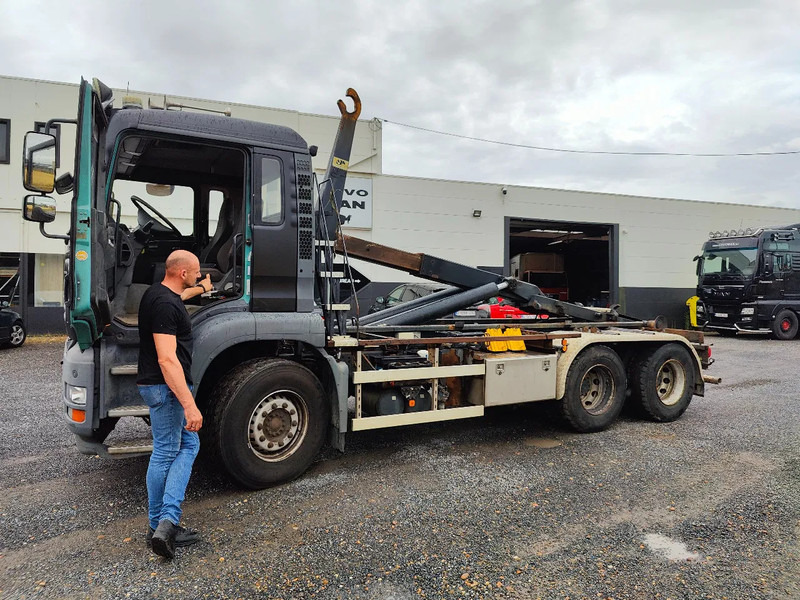 MAN TGA 26.350 6x4 Container AJK Euronorm 3 - Camião polibenne: foto 5 MAN TGA 26.350 6x4 Container AJK Euronorm 3 - Camião polibenne: foto 5