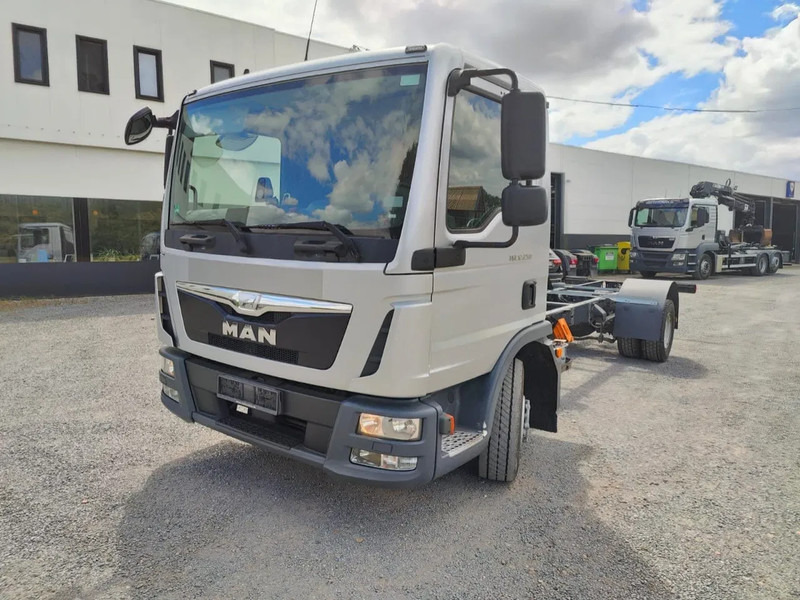 MAN TGL 12.250 Chassis cabine Euro6 - Camião chassi: foto 2 MAN TGL 12.250 Chassis cabine Euro6 - Camião chassi: foto 2