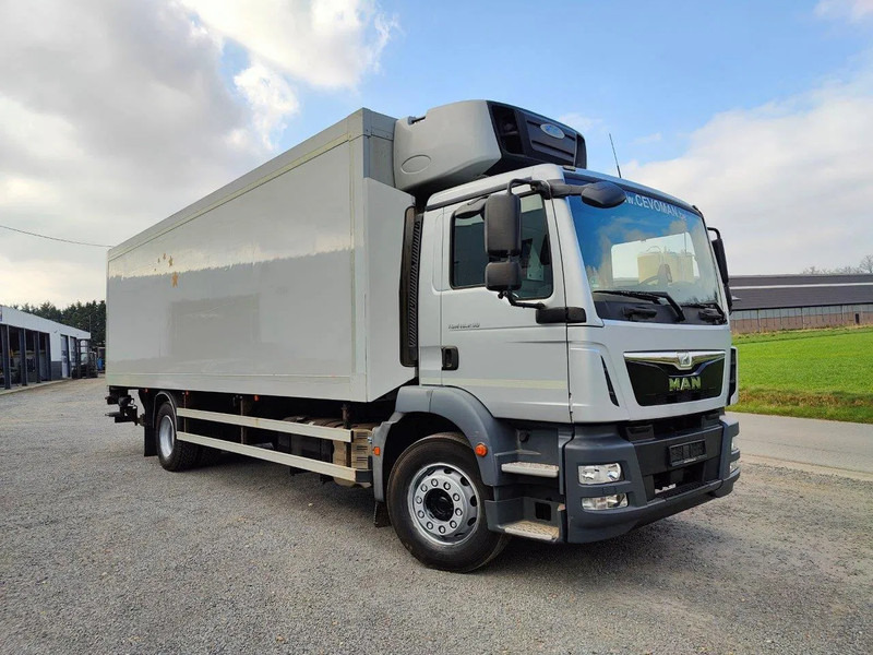 MAN TGM 18.290 Euro 6 Frigo Carrier Supra - Camião frigorífico: foto 3 MAN TGM 18.290 Euro 6 Frigo Carrier Supra - Camião frigorífico: foto 3