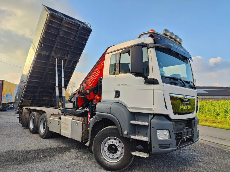 Camião basculante, Camião grua MAN TGS 35.500 Tridem 8x4 Euro6 Kipper Kraan Fassi F365: foto 13