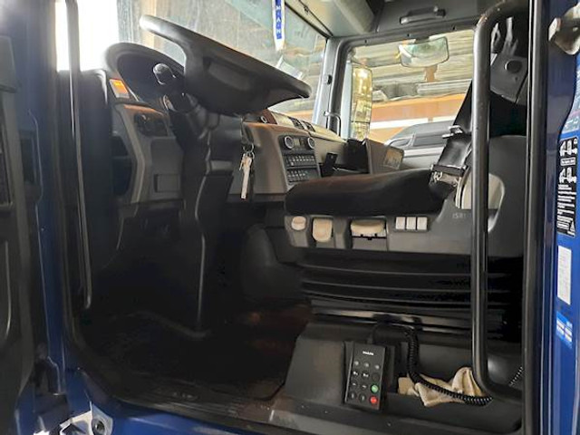 Camião transportador de contêineres/ Caixa móvel MAN TGX 26.440: foto 8