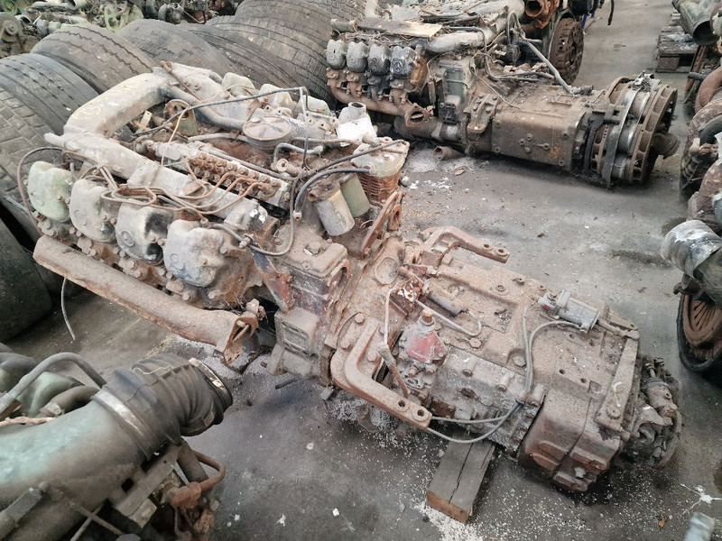 Mercedes-Benz OM402 - Motor: foto 4 Mercedes-Benz OM402 - Motor: foto 4