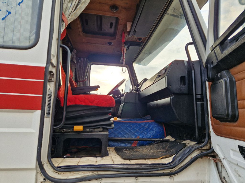 Camião de caixa aberta/ Plataforma Scania R 142 H 6X2 V8: foto 9