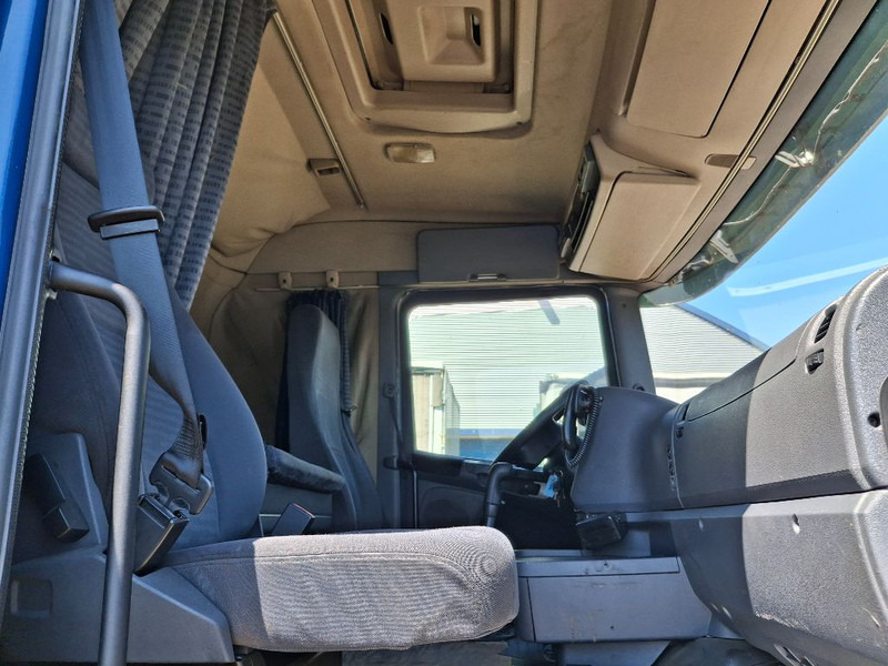 Scania R420 - Camião furgão: foto 2 Scania R420 - Camião furgão: foto 2