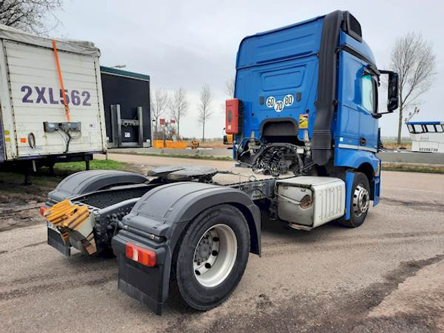 Mercedes-Benz ACTROS 1843 - Tractor: foto 4 Mercedes-Benz ACTROS 1843 - Tractor: foto 4