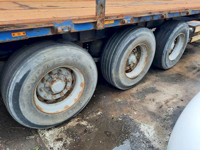 Semi-reboque plataforma/ Caixa aberta Van Hool 3B0073: foto 6 Semi-reboque plataforma/ Caixa aberta Van Hool 3B0073: foto 6