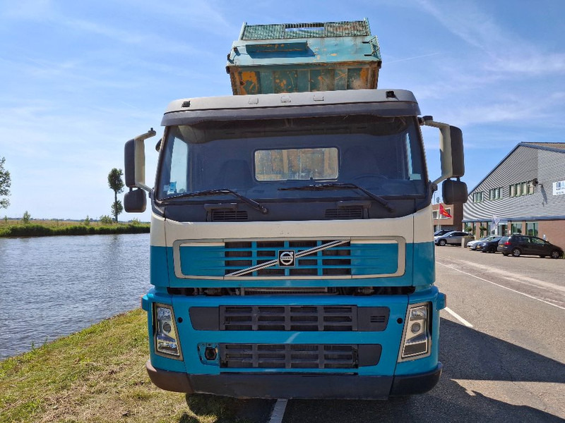 Volvo FM 260 KIPPER MANUAL GEARBOX - Camião basculante: foto 2 Volvo FM 260 KIPPER MANUAL GEARBOX - Camião basculante: foto 2