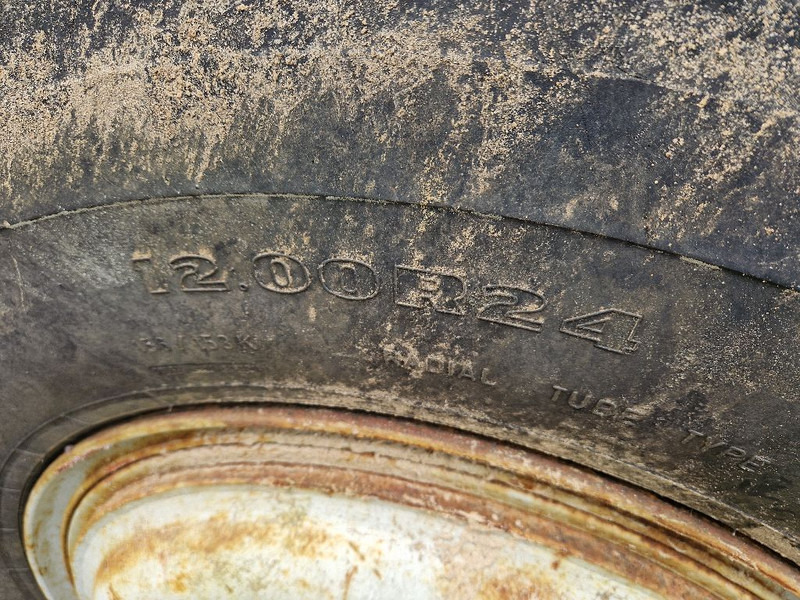 Volvo N1033 6X4 - Camião chassi: foto 3 Volvo N1033 6X4 - Camião chassi: foto 3