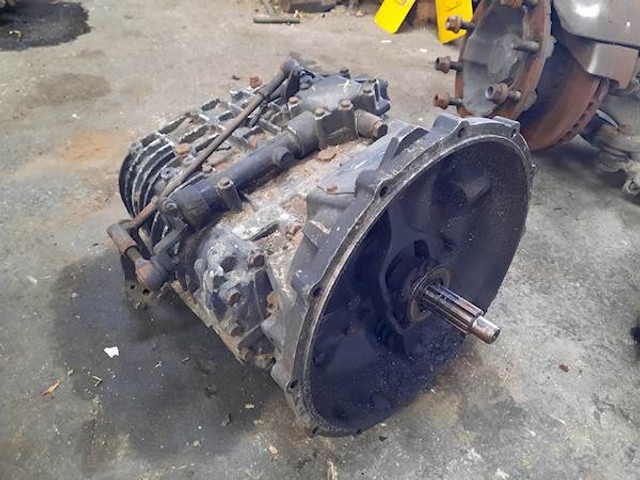 ZF 6S890 - Caixa de velocidade para Camião: foto 2 ZF 6S890 - Caixa de velocidade para Camião: foto 2