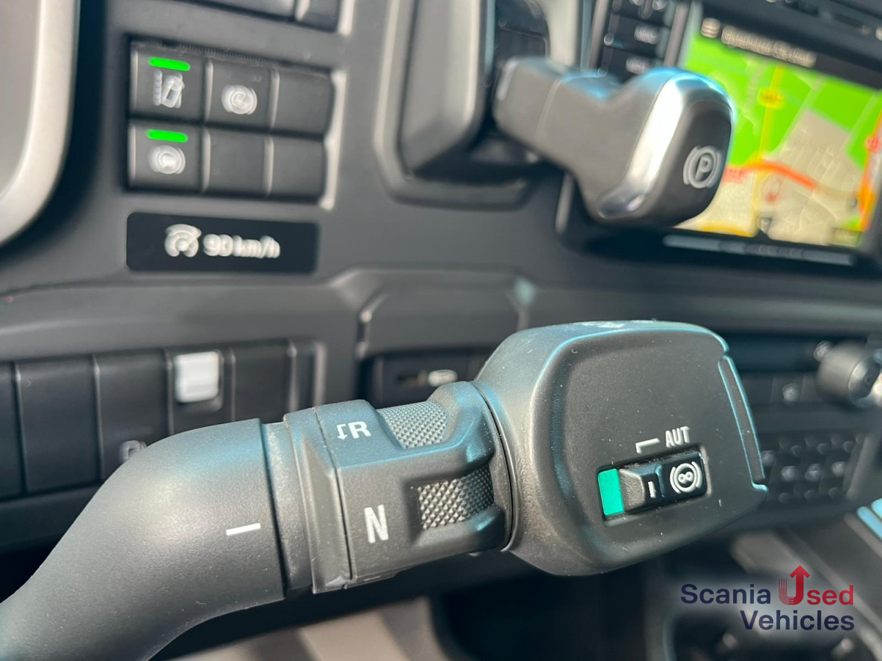 SCANIA R 410 B6x2*4NB LNG RETARDER FRIGO CHEREAU 765x250x - Camião frigorífico: foto 5 SCANIA R 410 B6x2*4NB LNG RETARDER FRIGO CHEREAU 765x250x - Camião frigorífico: foto 5