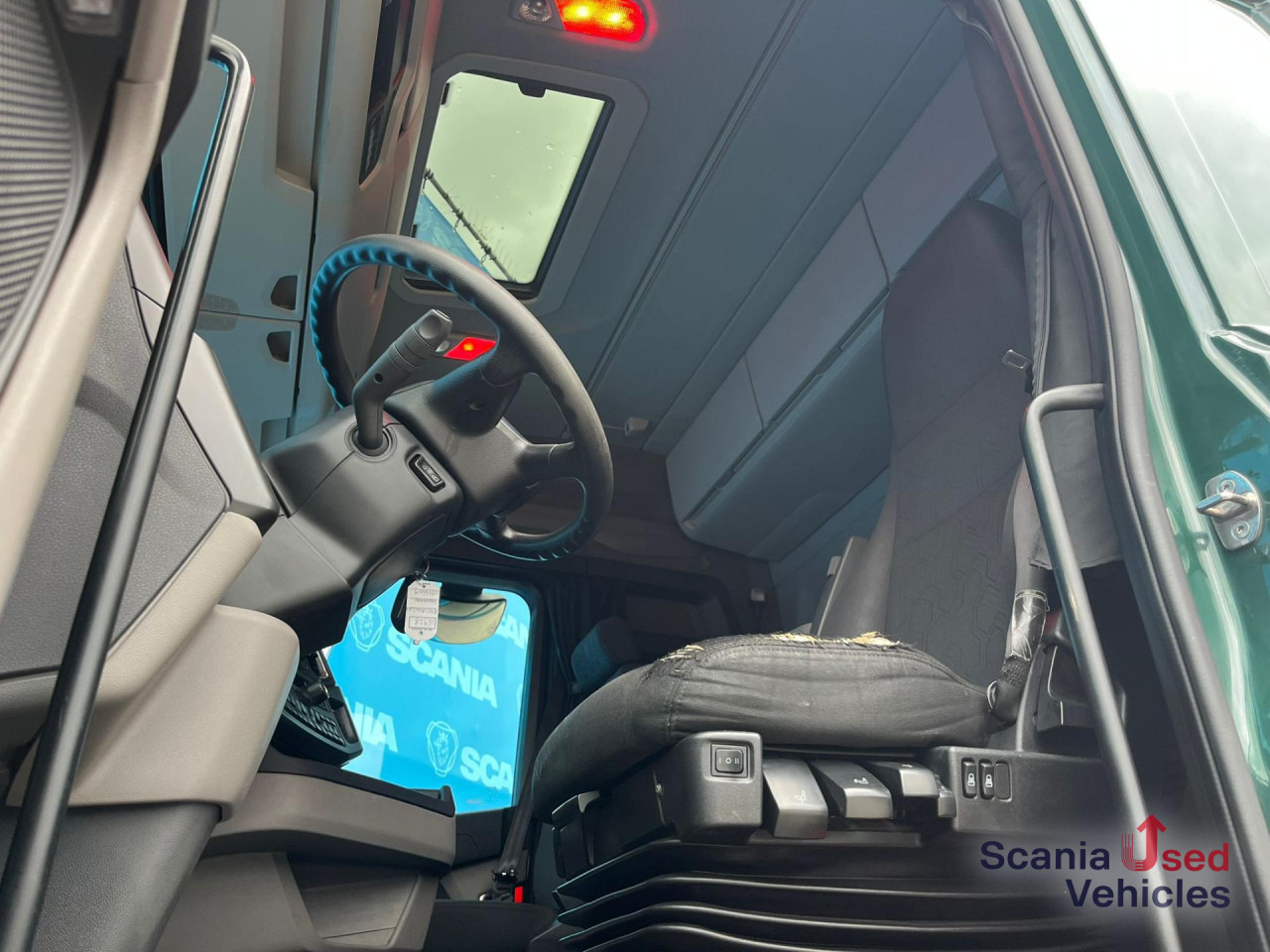 SCANIA R 410 A4x2NA RETARDER ADR FL LED ACC - Tractor: foto 2 SCANIA R 410 A4x2NA RETARDER ADR FL LED ACC - Tractor: foto 2