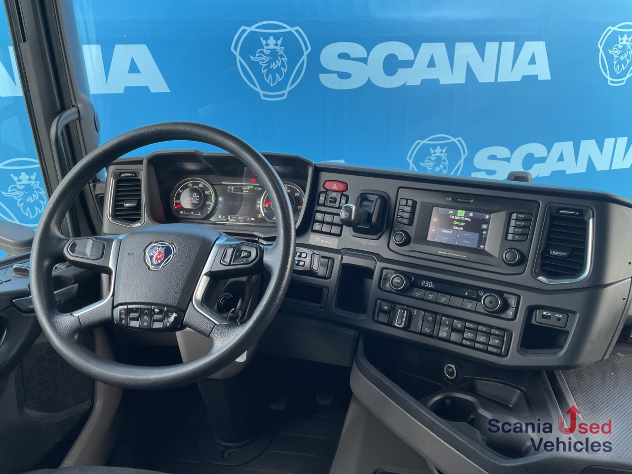 Tractor SCANIA R 450 A4x2NA DIFF-L RETARDER ADR-FL PARK AIRCO: foto 11 Tractor SCANIA R 450 A4x2NA DIFF-L RETARDER ADR-FL PARK AIRCO: foto 11