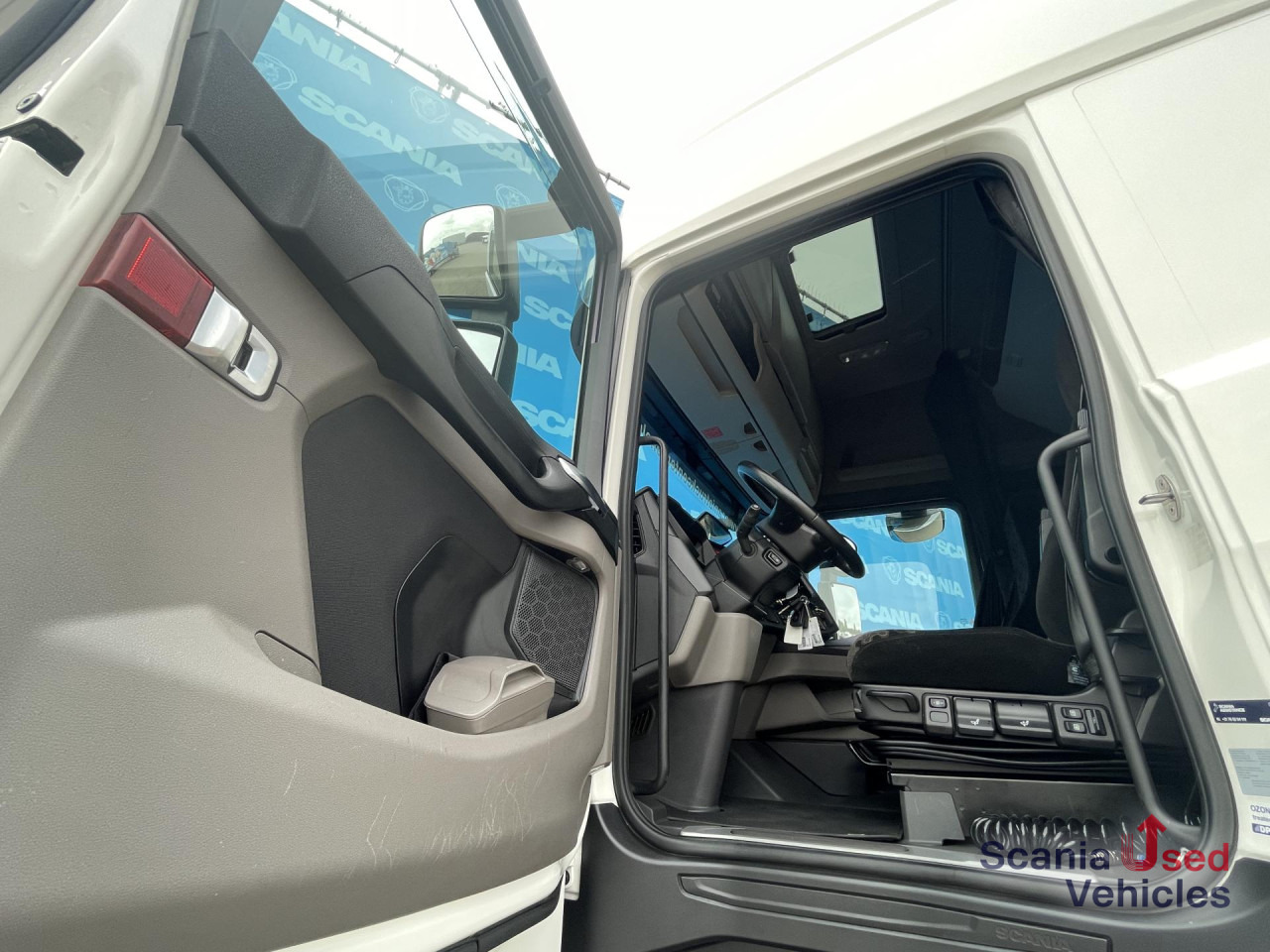 SCANIA S 500 A4x2NB RETARDER P-AIRCO FULL AIR 8T ACC - Tractor: foto 4 SCANIA S 500 A4x2NB RETARDER P-AIRCO FULL AIR 8T ACC - Tractor: foto 4