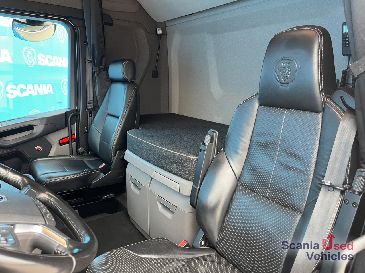 SCANIA S 590 A4x2NA V8 RETARDER DIFF-L 8T NAVI LED ALCOA - Tractor: foto 5 SCANIA S 590 A4x2NA V8 RETARDER DIFF-L 8T NAVI LED ALCOA - Tractor: foto 5