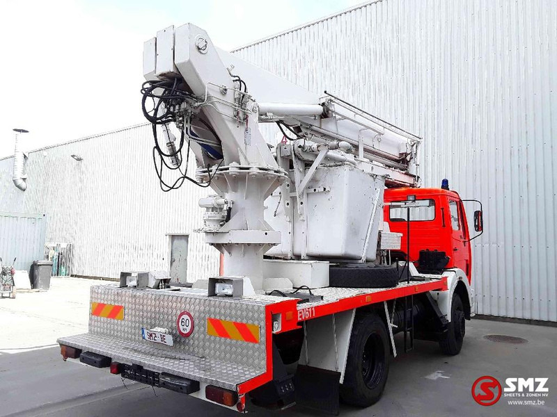 Camião Mercedes-Benz 1317 4x4: foto 11