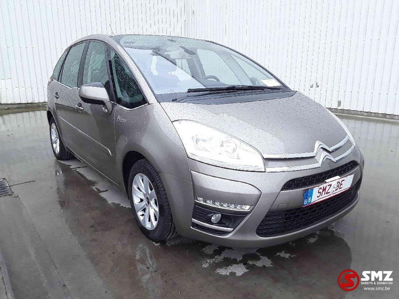 Citroën C 4 Piccasso - Automóvel: foto 1 Citroën C 4 Piccasso - Automóvel: foto 1