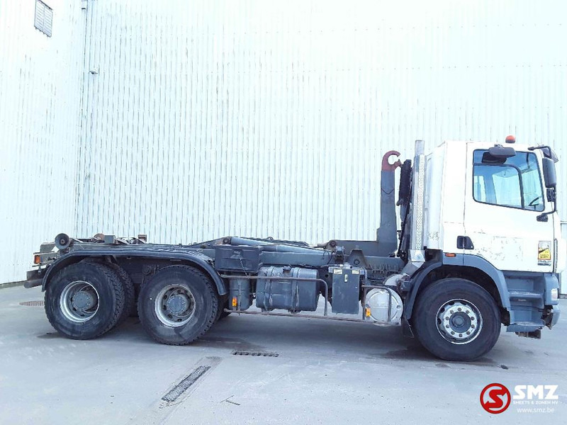 DAF 85 CF 340 Euro 3 top condtion - Camião transportador de contêineres/ Caixa móvel: foto 4 DAF 85 CF 340 Euro 3 top condtion - Camião transportador de contêineres/ Caixa móvel: foto 4