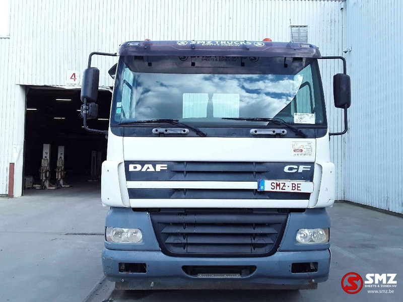 DAF 85 CF 340 Euro 3 top condtion - Camião transportador de contêineres/ Caixa móvel: foto 2 DAF 85 CF 340 Euro 3 top condtion - Camião transportador de contêineres/ Caixa móvel: foto 2