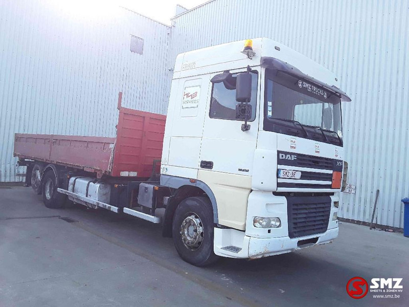 DAF 95 XF 430 6x2 manual 557000km - Camião de caixa aberta/ Plataforma: foto 1 DAF 95 XF 430 6x2 manual 557000km - Camião de caixa aberta/ Plataforma: foto 1