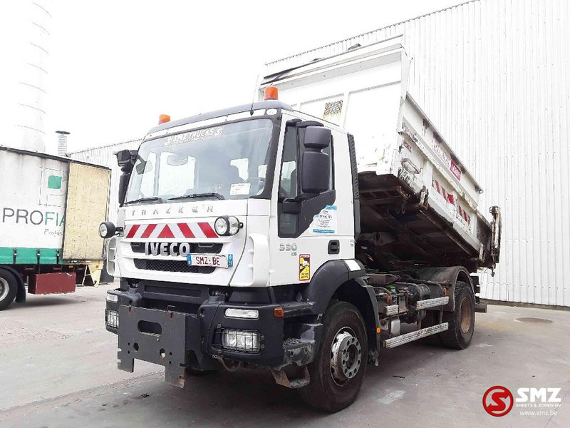 Iveco Trakker 330 184"km snow equipment - Camião basculante: foto 3 Iveco Trakker 330 184"km snow equipment - Camião basculante: foto 3