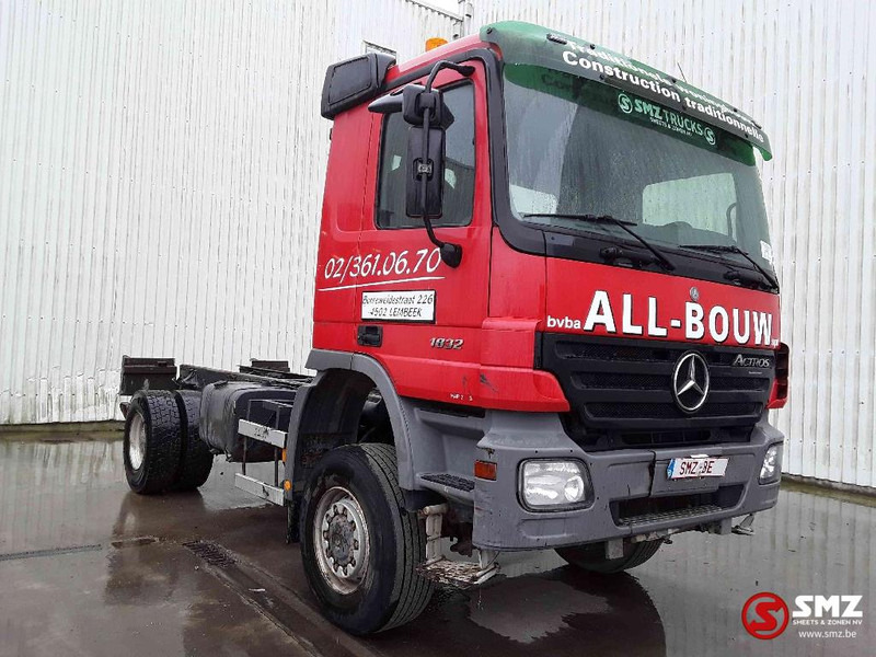 Mercedes-Benz Actros 1832 4x4 209000 km!! - Camião chassi: foto 1 Mercedes-Benz Actros 1832 4x4 209000 km!! - Camião chassi: foto 1