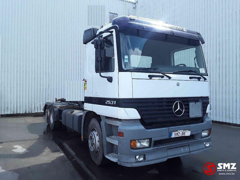 Mercedes-Benz Actros 2531 francais - Camião chassi: foto 1 Mercedes-Benz Actros 2531 francais - Camião chassi: foto 1