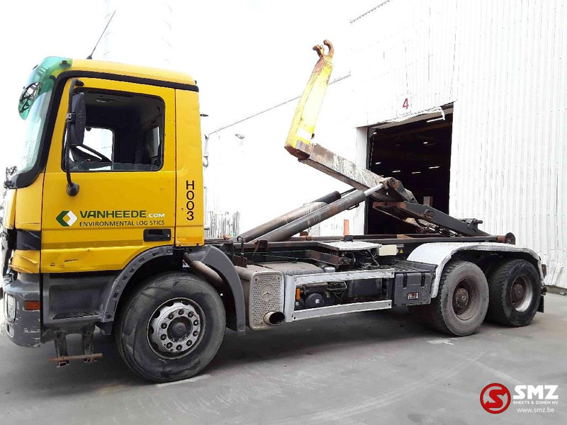Mercedes-Benz Actros 2636 6x4 lames steel 3x - Camião transportador de contêineres/ Caixa móvel: foto 5 Mercedes-Benz Actros 2636 6x4 lames steel 3x - Camião transportador de contêineres/ Caixa móvel: foto 5
