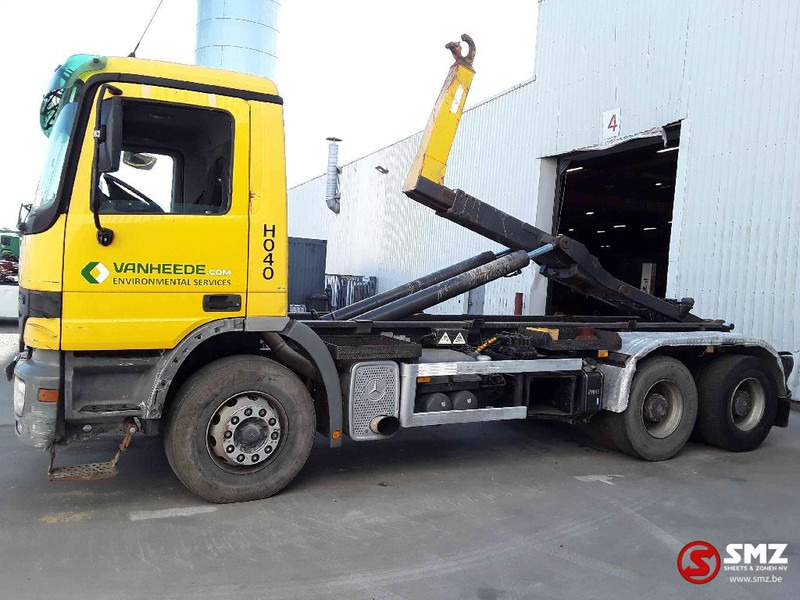 Mercedes-Benz Actros 2636 6x4 steel lames 3x - Camião transportador de contêineres/ Caixa móvel: foto 5 Mercedes-Benz Actros 2636 6x4 steel lames 3x - Camião transportador de contêineres/ Caixa móvel: foto 5