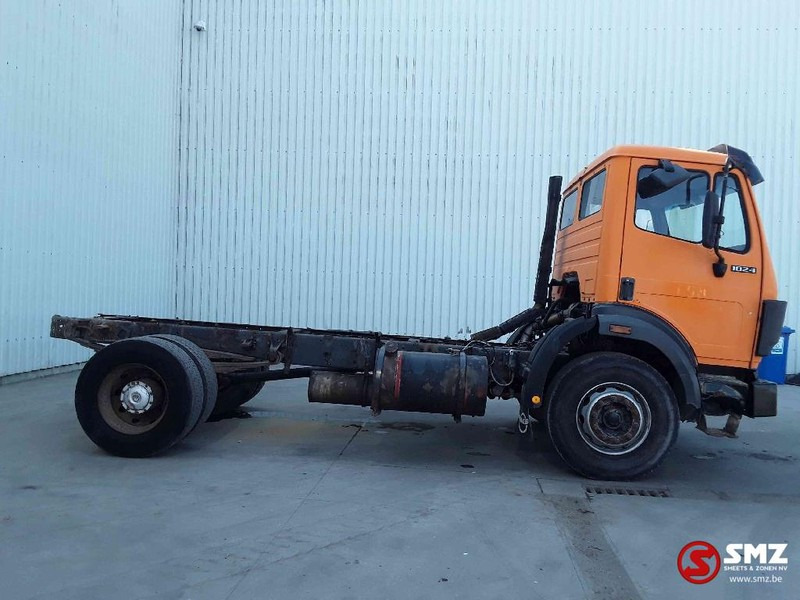 Mercedes-Benz SK 1824 lames-steel no 1922 - Camião chassi: foto 4 Mercedes-Benz SK 1824 lames-steel no 1922 - Camião chassi: foto 4