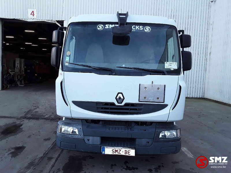 Renault Midlum 220 7500 L 3 comp - Camião cisterna: foto 2 Renault Midlum 220 7500 L 3 comp - Camião cisterna: foto 2
