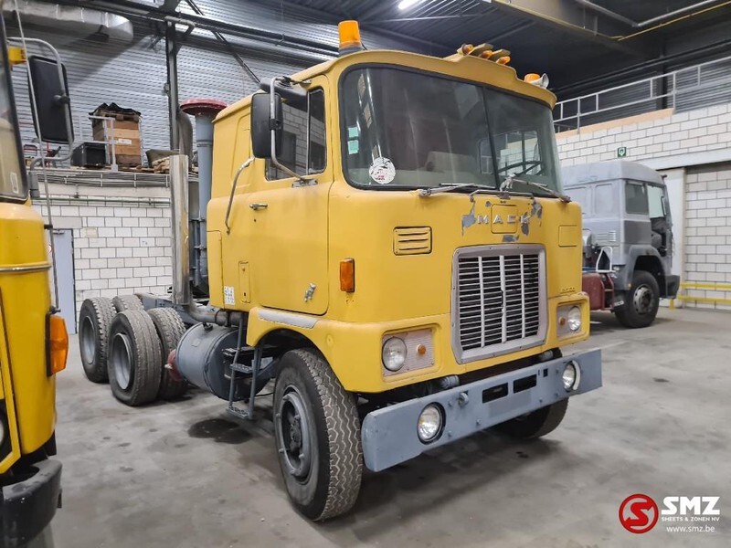 MACK F 700 francais/french - Tractor: foto 1 MACK F 700 francais/french - Tractor: foto 1