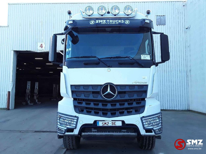 Mercedes-Benz Arocs 2051 4x4 Retarder NO hydrodrive!! - Tractor: foto 2 Mercedes-Benz Arocs 2051 4x4 Retarder NO hydrodrive!! - Tractor: foto 2