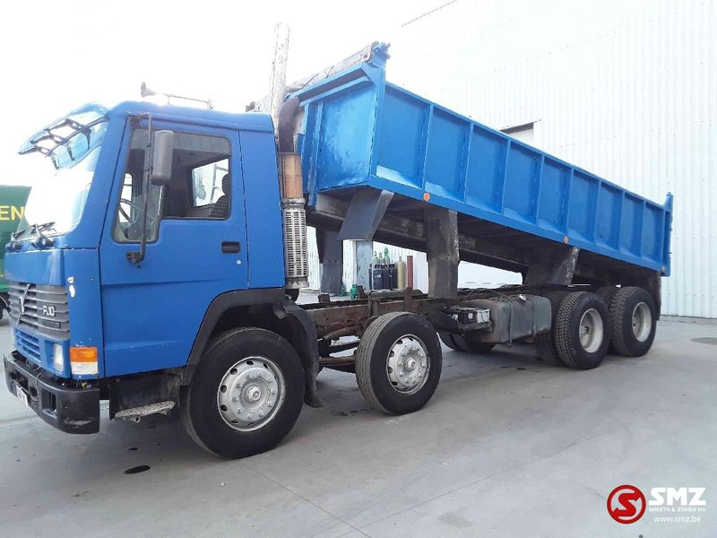 Volvo FL 10 320 manual pump 8x4 - Camião basculante: foto 4 Volvo FL 10 320 manual pump 8x4 - Camião basculante: foto 4