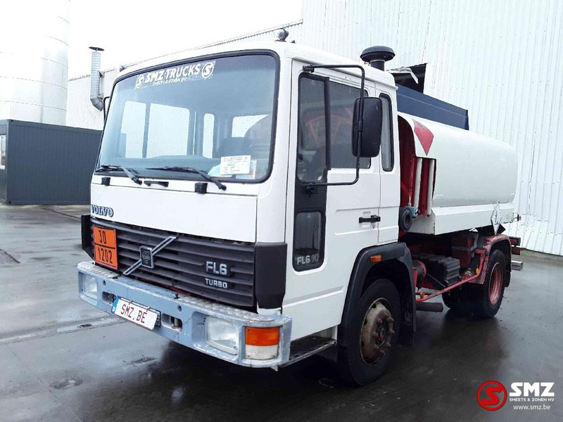 Volvo FL 6 6500l 8500 - Camião cisterna: foto 3 Volvo FL 6 6500l 8500 - Camião cisterna: foto 3
