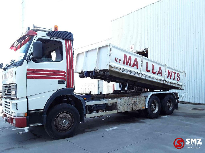 Volvo FM 12 6x4 lames steel big axle - Camião transportador de contêineres/ Caixa móvel: foto 5 Volvo FM 12 6x4 lames steel big axle - Camião transportador de contêineres/ Caixa móvel: foto 5