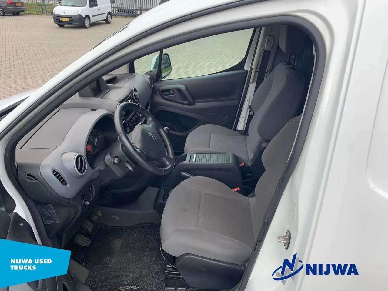 Peugeot Partner Navigatie + Airco Kasten - Furgão compacto: foto 5 Peugeot Partner Navigatie + Airco Kasten - Furgão compacto: foto 5