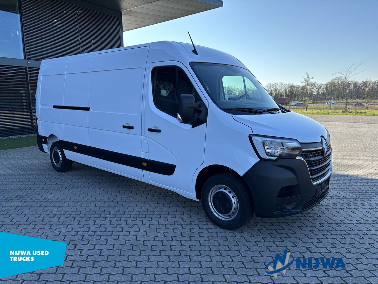 Renault Master 135 L3H2 Parkeersensoren + Cruise control - Furgão compacto: foto 2 Renault Master 135 L3H2 Parkeersensoren + Cruise control - Furgão compacto: foto 2