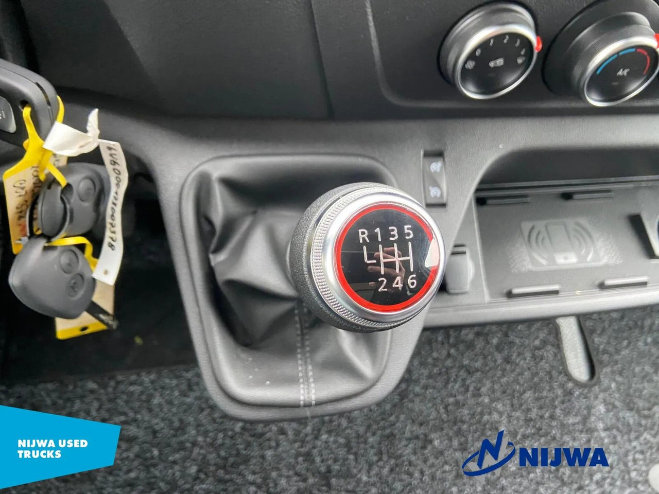 Furgão novo Renault Master 165 T35 Laadklep + Camera Kasten: foto 10