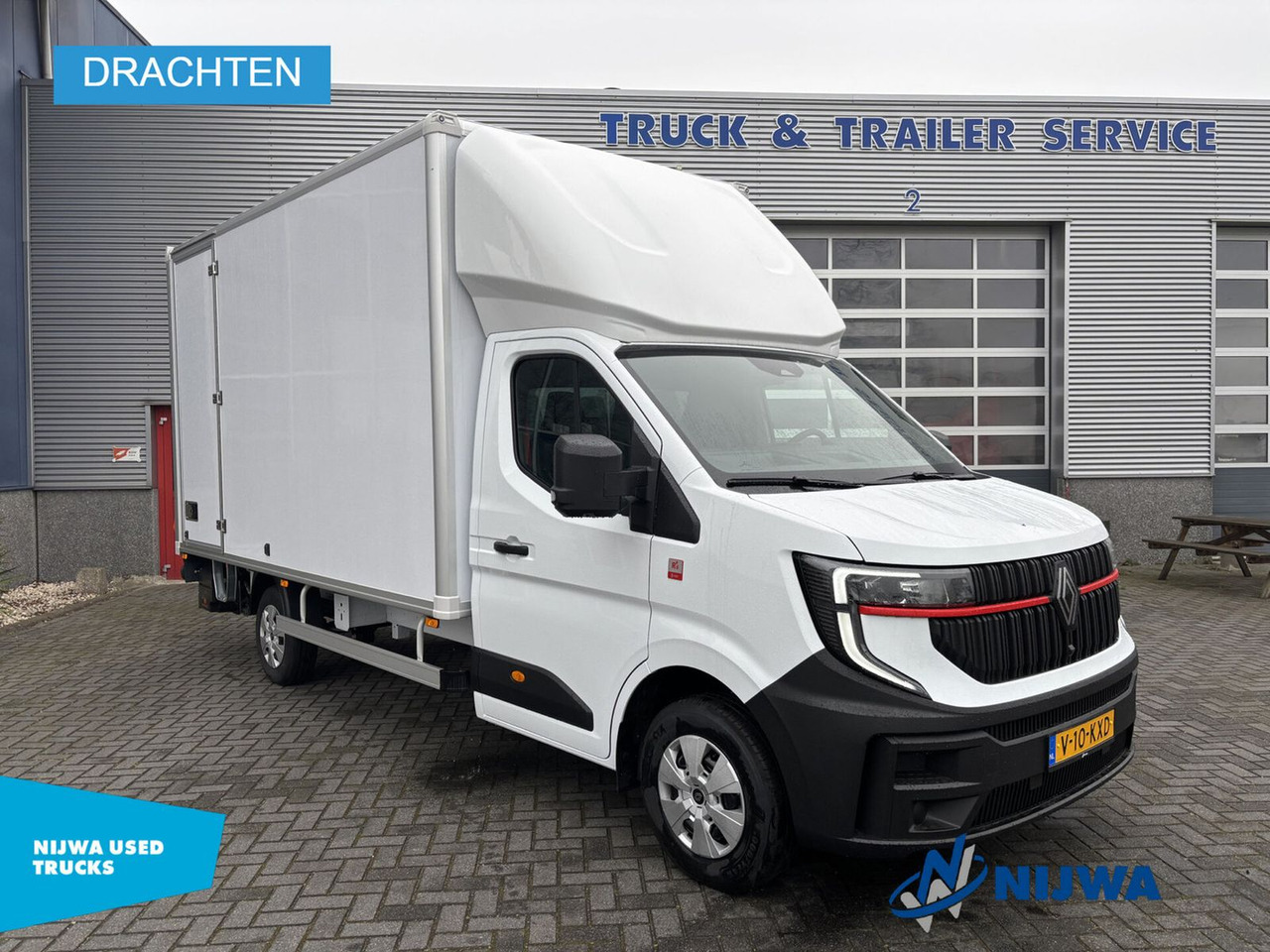 Renault Master T35 150 Navigatie + Laadklep - Carrinha de contentor: foto 2 Renault Master T35 150 Navigatie + Laadklep - Carrinha de contentor: foto 2