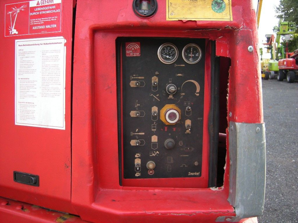 Caminhão com plataforma aérea Arbeitsbühne Snorkelift TB-50D7, AH 17m: foto 15 Caminhão com plataforma aérea Arbeitsbühne Snorkelift TB-50D7, AH 17m: foto 15