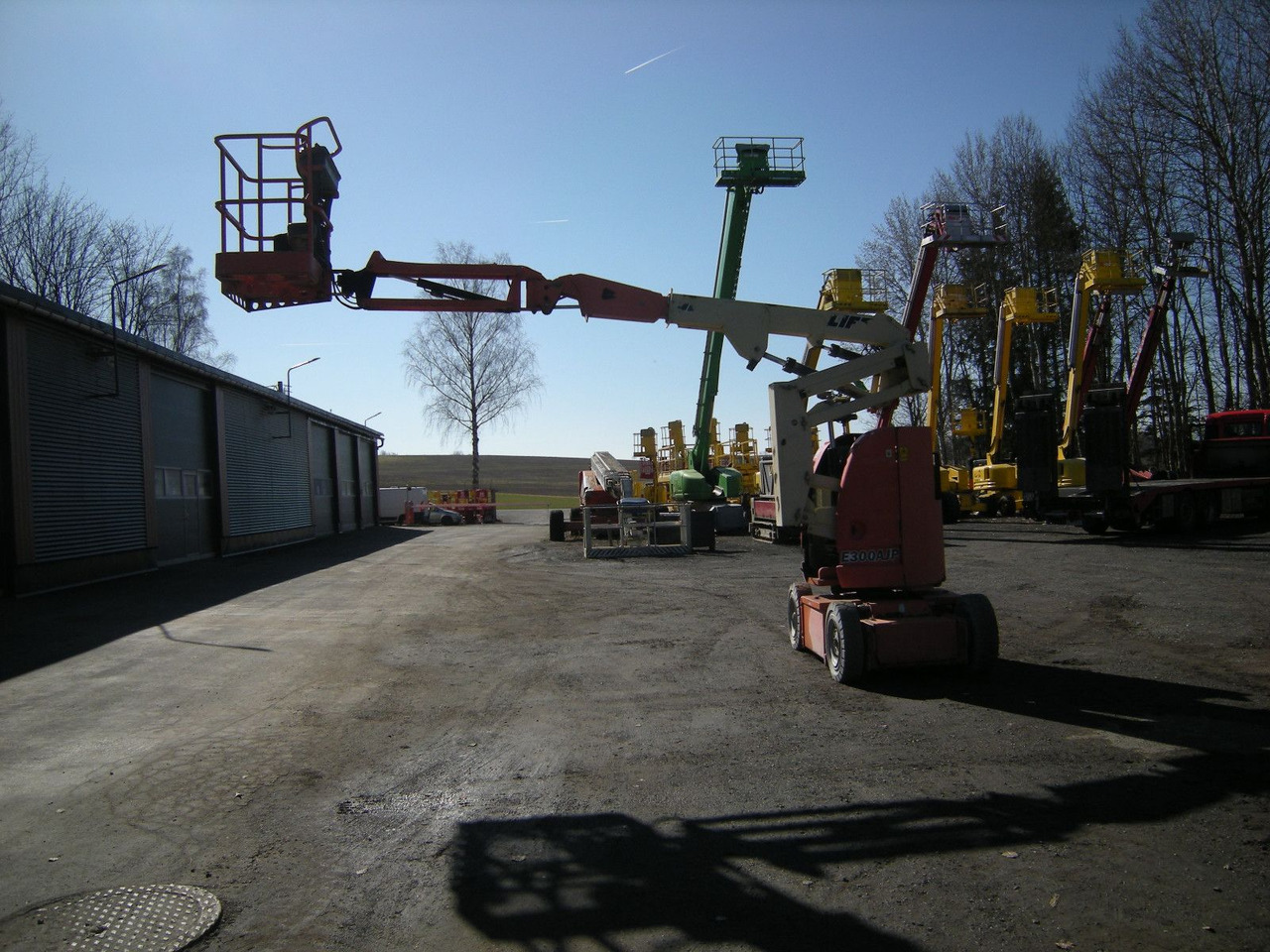 JLG Arbeitsbühne JLG E300AJP , AH 11m - Plataforma articulada: foto 5 JLG Arbeitsbühne JLG E300AJP , AH 11m - Plataforma articulada: foto 5
