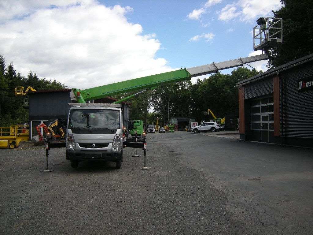 Renault Maxity mit Aufbau, Palfinger P220B, 22m - Caminhão com plataforma aérea: foto 4 Renault Maxity mit Aufbau, Palfinger P220B, 22m - Caminhão com plataforma aérea: foto 4