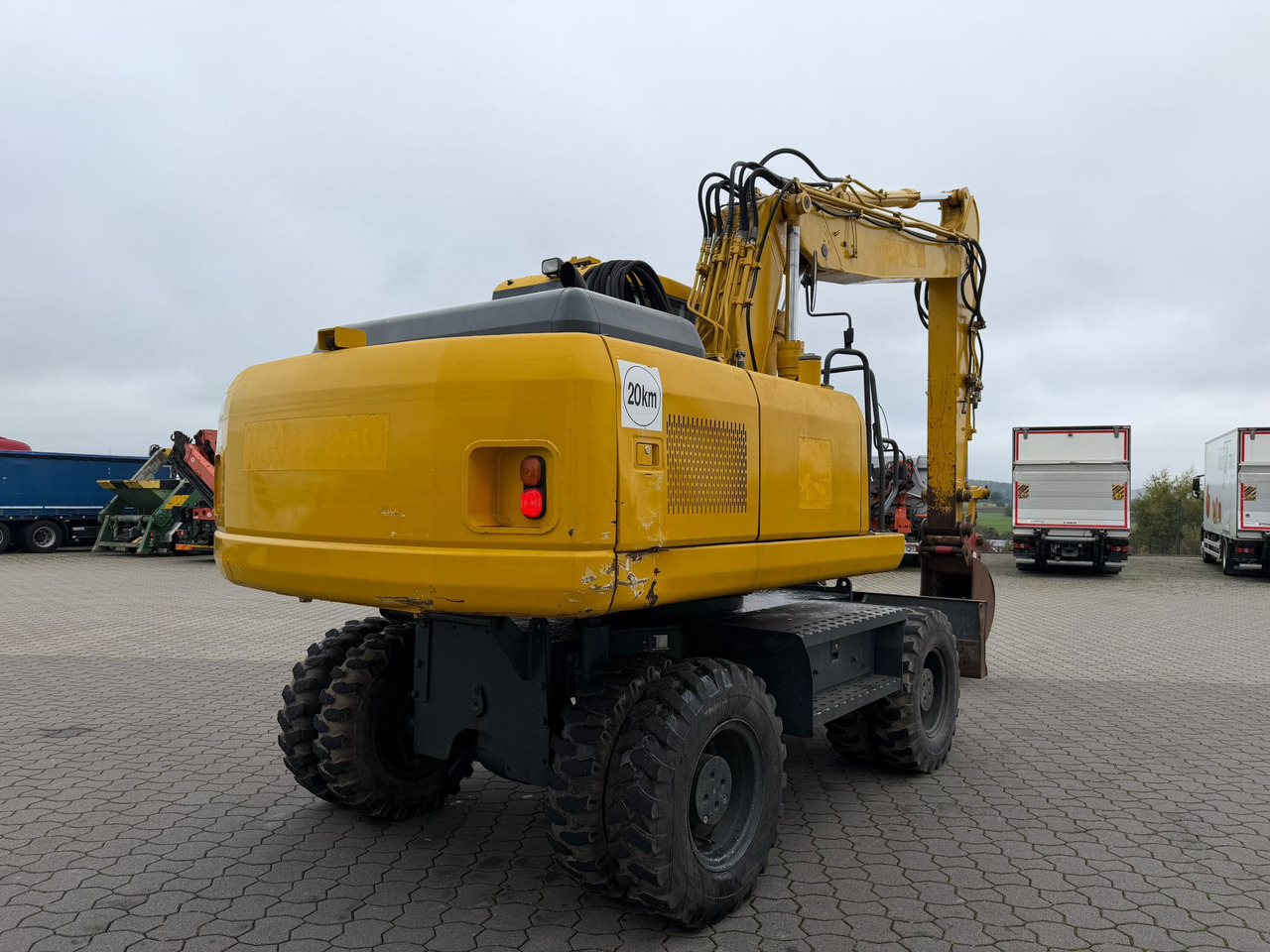 Escavadeira de rodas Komatsu PW 180 - 7: foto 10