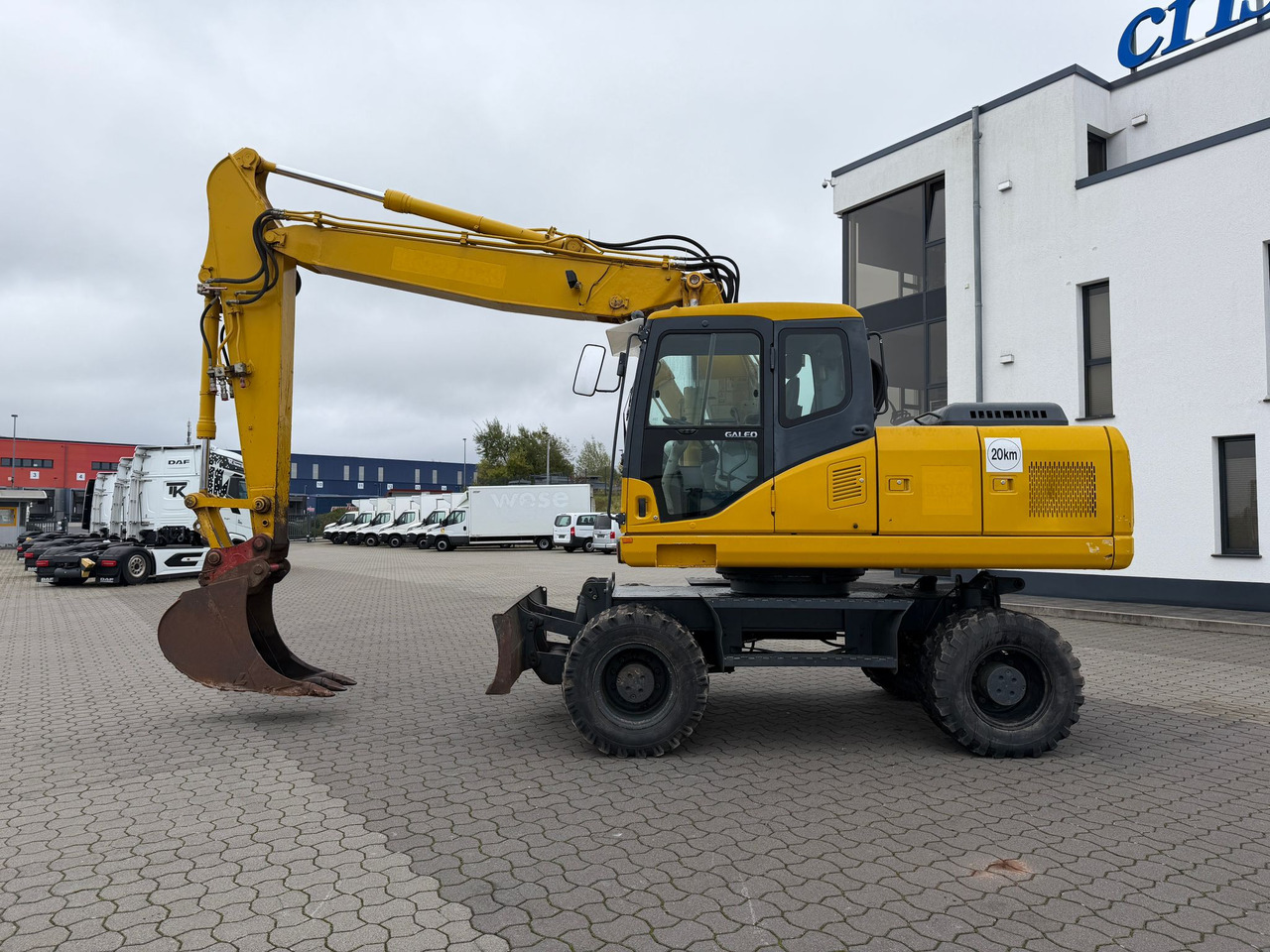 Escavadeira de rodas Komatsu PW 180 - 7: foto 6