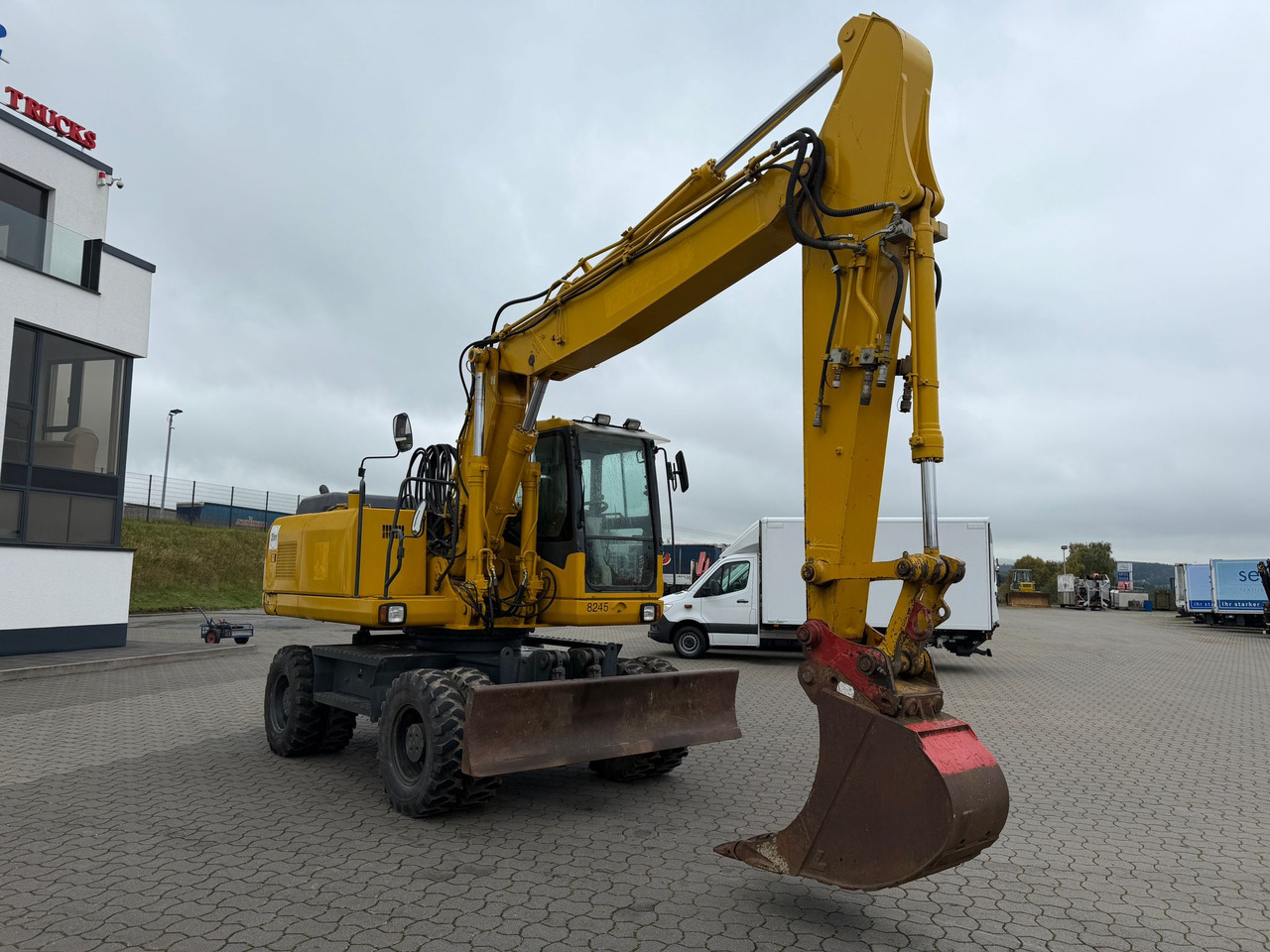 Komatsu PW 180 - 7 - Escavadeira de rodas: foto 5 Komatsu PW 180 - 7 - Escavadeira de rodas: foto 5
