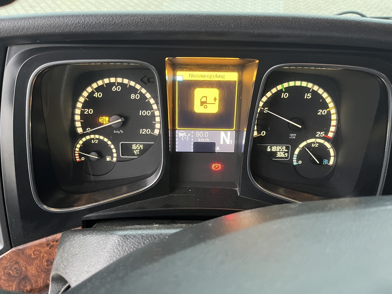 Mercedes-Benz Actros 2545 6x2 Effer - Atlas 265-A6 Lenk- Liftachse - Camião de caixa aberta/ Plataforma, Camião grua: foto 2 Mercedes-Benz Actros 2545 6x2 Effer - Atlas 265-A6 Lenk- Liftachse - Camião de caixa aberta/ Plataforma, Camião grua: foto 2