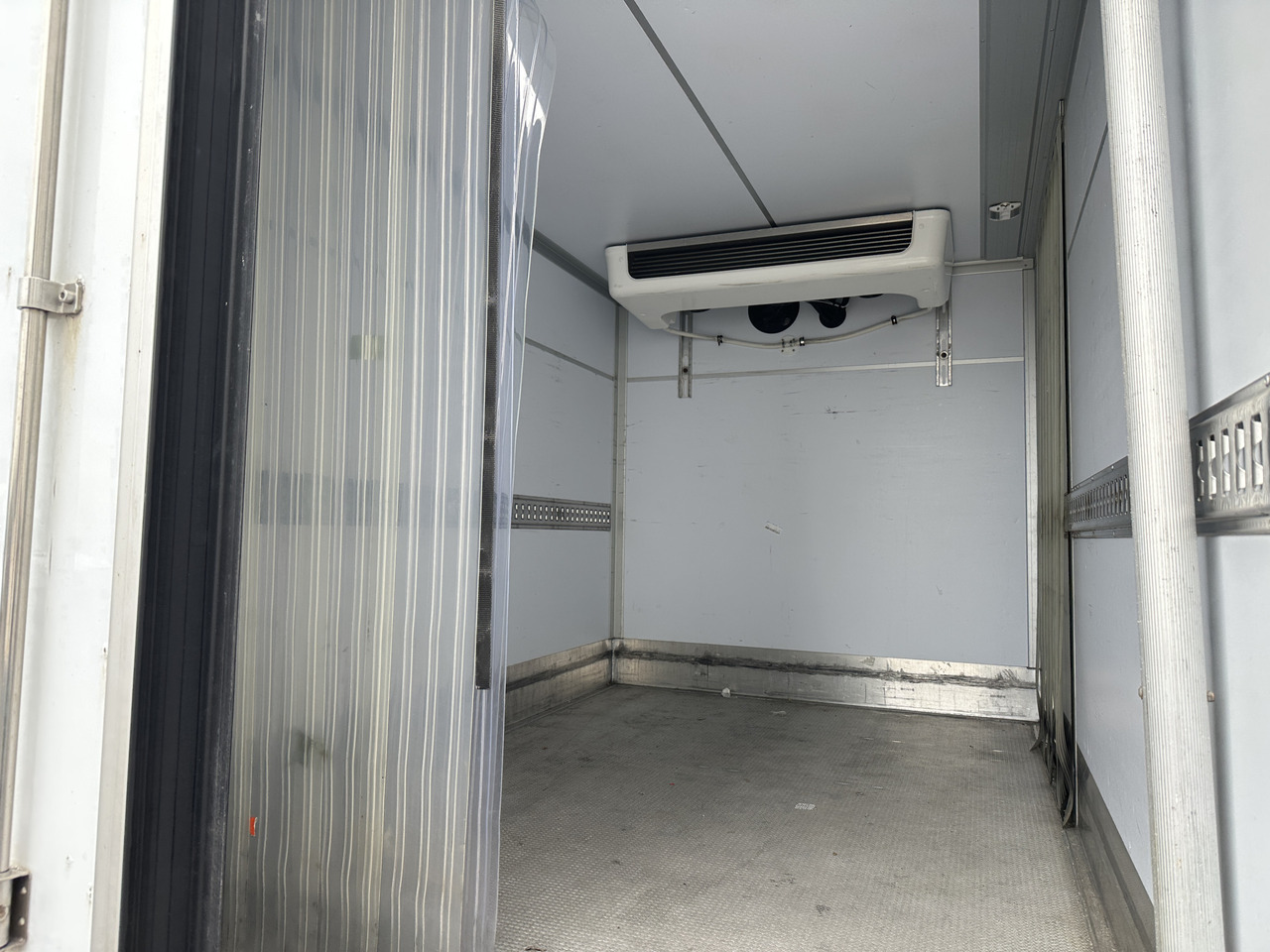 Mercedes-Benz Sprinter 317 CDI Thermoking -20 ATP Klima BT - Carrinha frigorífica: foto 2 Mercedes-Benz Sprinter 317 CDI Thermoking -20 ATP Klima BT - Carrinha frigorífica: foto 2