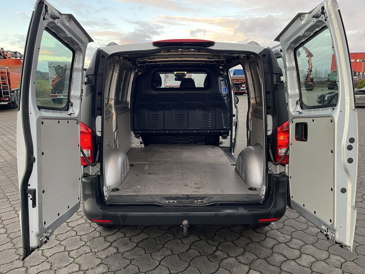 Mercedes-Benz Vito Vito 116 cdi - Furgão compacto: foto 3 Mercedes-Benz Vito Vito 116 cdi - Furgão compacto: foto 3